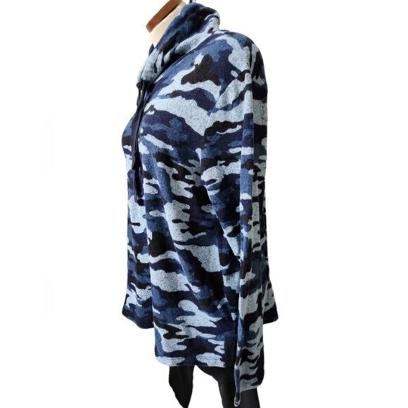 Kenneth Cole Reaction Womens camo Funnel Neck pullover - Picture 13 of 16